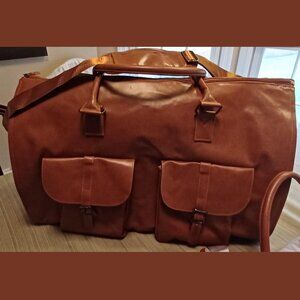 LARGE BROWN VEGAN LEATHER GYM/TRAVEL BAG